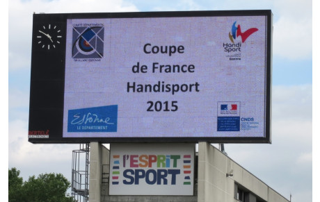 21.06.2015 - Les maillots jaunes en peloton